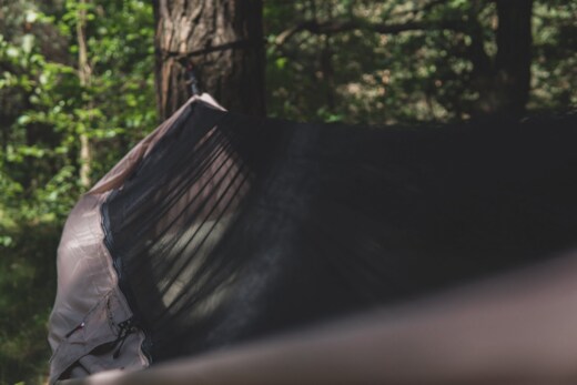 Hamak TIGERWOOD Lekki Ważka V2 – z Moskitierą - pustynny