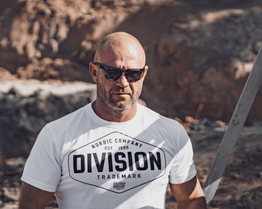 Dobermans Aggressive &quot;STAMP&quot; TS380 T-shirt - brown