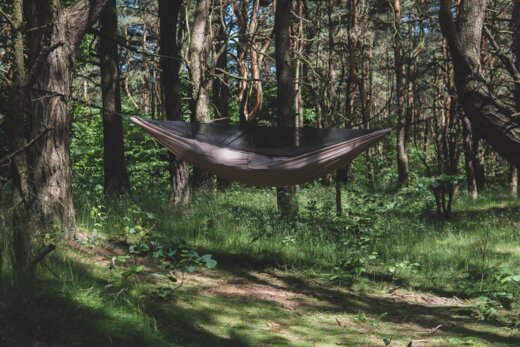 Hamak TIGERWOOD Lekki Ważka V2 – z Moskitierą - pustynny