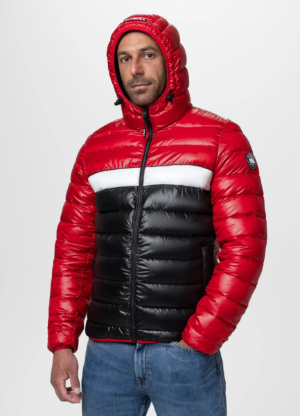 Kurtka zimowa PIT BULL pikowana z kapturem "SHATTO" - czerwony/czarny
