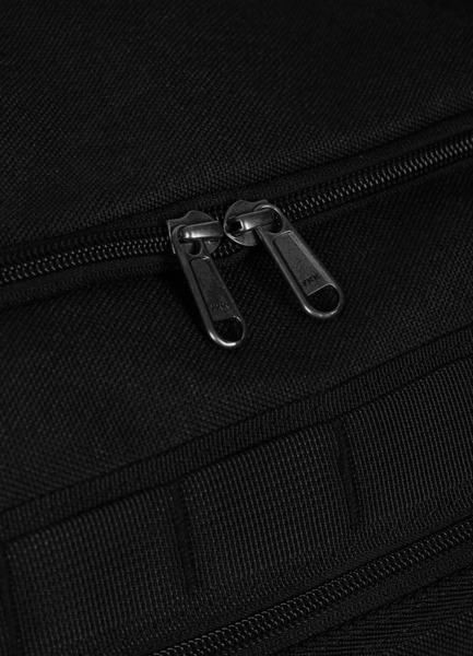 PIT BULL "HORNET" sports bag - black