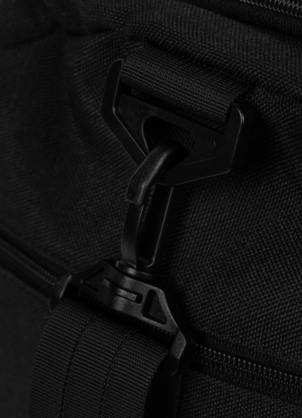 PIT BULL "HORNET" sports bag - black
