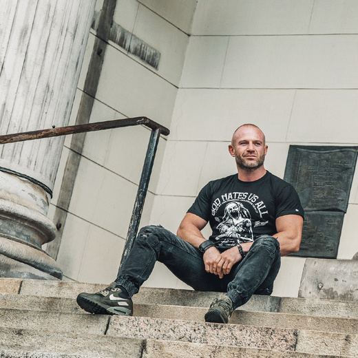 Koszulka T-shirt Dobermans Aggressive "The Nun" TS296 - grafitowy