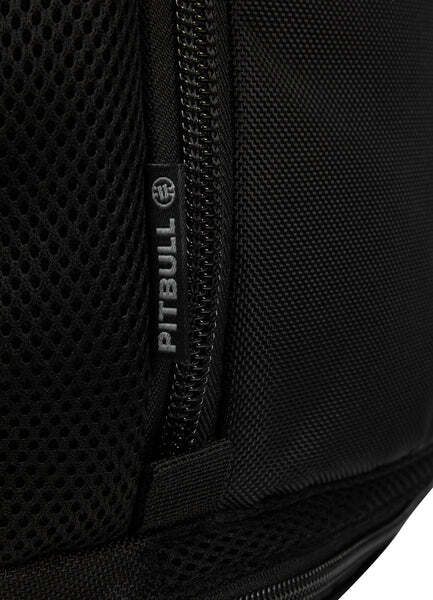 Plecak sportowy PIT BULL "Airway Hilltop" - czarny