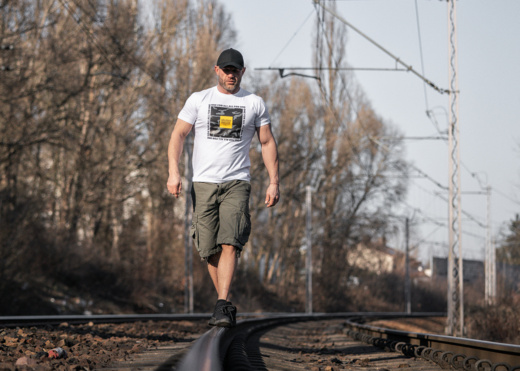 Koszulka T-shirt Dobermans Aggressive "SQUARE CAMO" TS362A - czarna