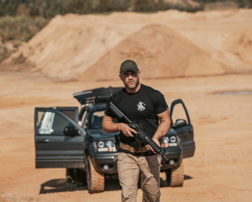 Koszulka T-shirt Dobermans Aggressive "Arms Dealer TS304" - grafitowy