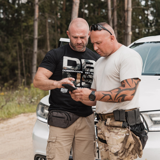 Bluza Dobermans Aggressive "DBNS" BC354 - czarna