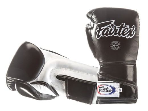 Rękawice bokserskie FAIRTEX BGV6 (black/white palm) "ANGULAR SPARRING" "K"