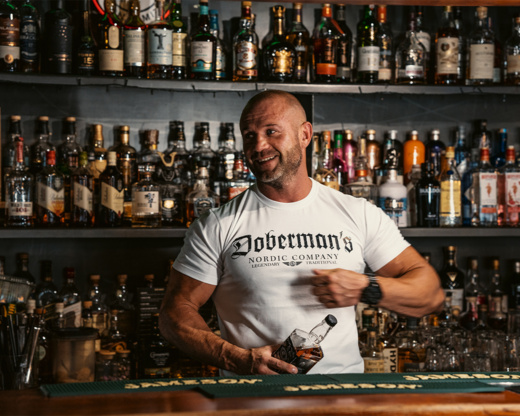 Koszulka T-shirt Dobermans Aggressive "Gothic TS326" - granatowy