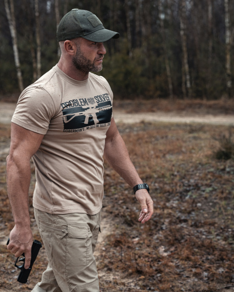 Koszulka T-shirt Dobermans Aggressive "PROBLEM SOLVER" TS331B - biała