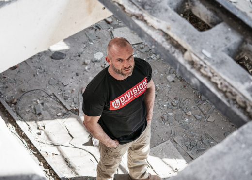 Koszulka T-shirt Dobermans Aggressive "DIVISION SHIELD TS370E" - szara