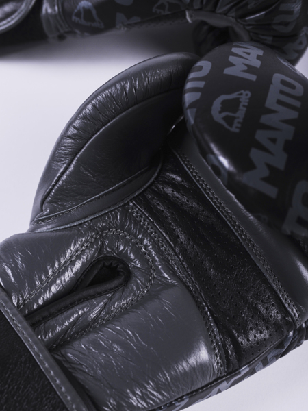 MANTO ACE leather boxing gloves