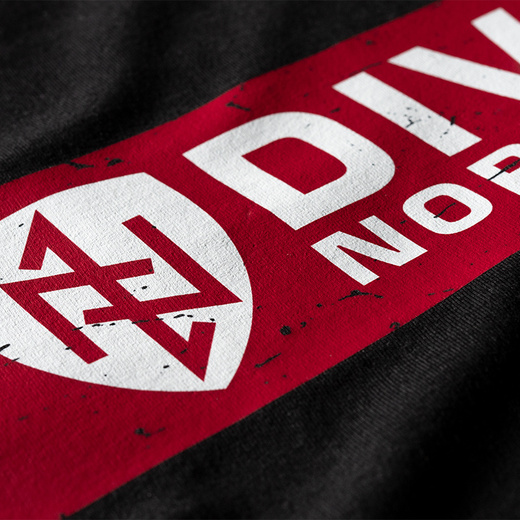 Bluza z kapturem Dobermans Aggressive "DIVISION SHIELD BK370A" - czarna