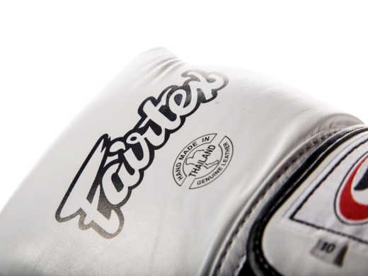 Rękawice bokserskie FAIRTEX BGV1-B (white/black 0palm) breathable "K"