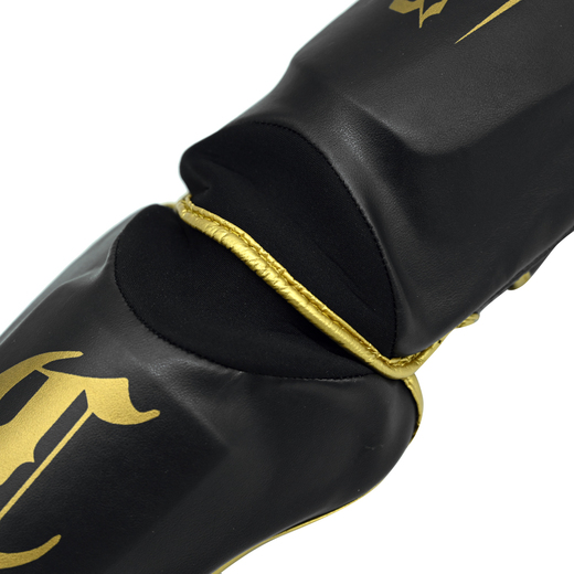 Cohortes "Gold Armis" shin and foot protectors