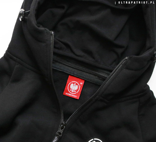 Bluza z kapturem z wszytą kominiarką Orzeł Ultrapatriot - czarny