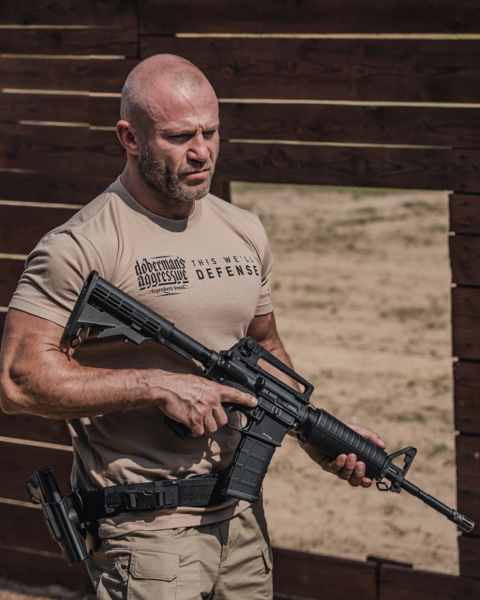 Koszulka T-shirt Dobermans Aggressive DEFENSE TS356 - beżowa