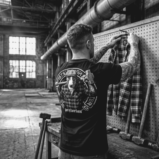 Pretorian "Hammer" T-Shirt - Black