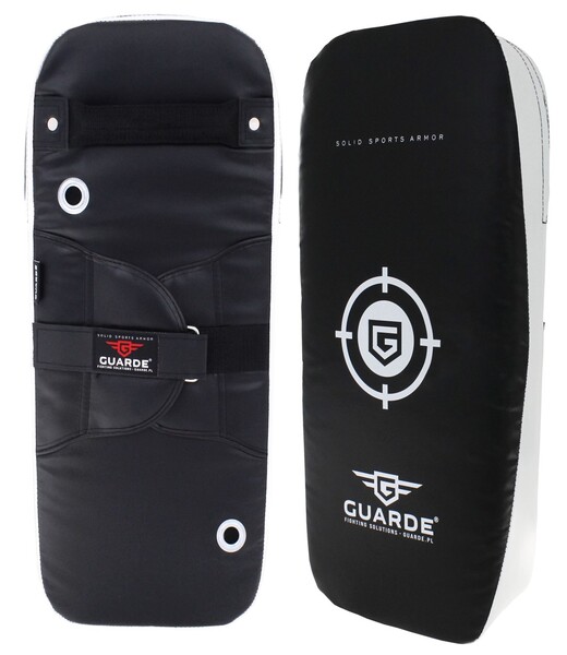 GUARDE TAJSKA TARCZA TRENINGOWA PAO / THAI PAD "STRIKE" CURVED czarny/biały - black/white 55cx25cmx10cm G0067