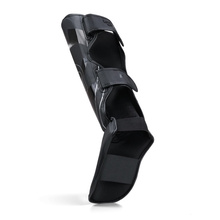 Lekkie Ochraniacze na goleń i stopę "LOGO 3.0" Ground Game