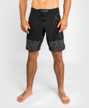  Venum LIGHT 4.0 FIGHTERSHORTS training shorts Black/Black