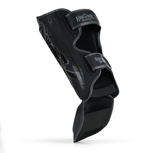 Ochraniacze na piszczele Ground Game "Samurai Shadow"