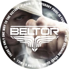 BELTOR NAKLEJKA OKRĄGŁA LOGO + FIST B0989