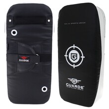 GUARDE TAJSKA TARCZA TRENINGOWA PAO / THAI PAD "STRIKE" CURVED czarny/biały -  black/white 55cx25cmx10cm G0067